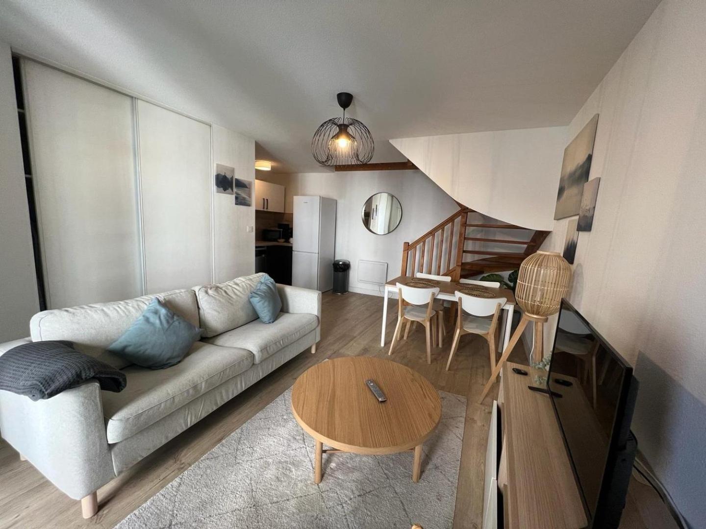 Beau T3 - Stationnement Prive Apartment Toulouse Bagian luar foto